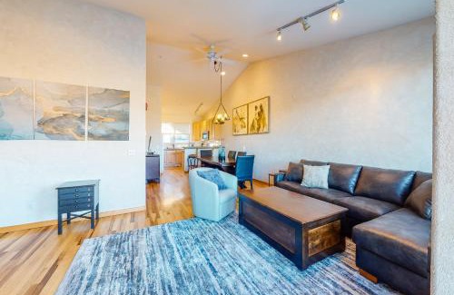 Wildernest House | Prospector Village 105C
