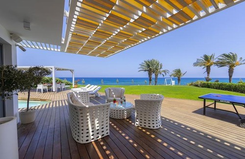 Pernera Villa | Protaras Beachfront Dream Villa