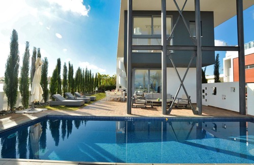 Kapparis House | Protaras Holiday Villa with private pool, hot tub