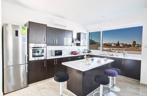 Kapparis Cottage | Protaras Pearl Villa PE16 - a villa that sleeps 6 guests in 3 bedrooms