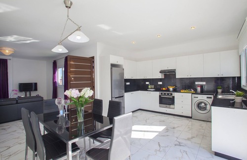 Protaras Villa | Protaras Villa Hollywood Near To The Centre