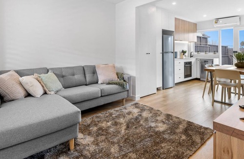 Clayton Apartment | Proton Villa Clayton 94
