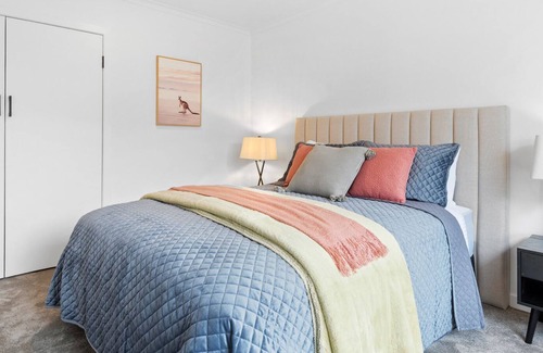 Clayton Apartment | Proton Villa Clayton 98