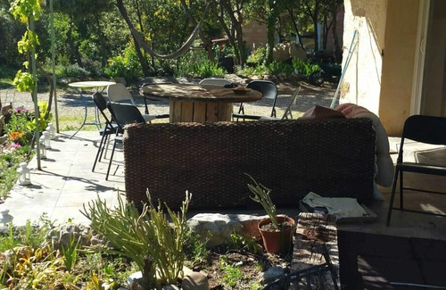 Sillans-la Cascade Cottage | Provencal stone shed in Green Provence