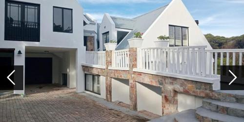 Onrus House | Providence