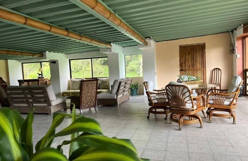 Oriental Hotel | Proyecto Nirodha Orosi