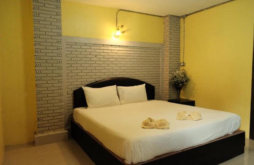 Hua Wiang Hotel | Puangpech Hotel Lampang