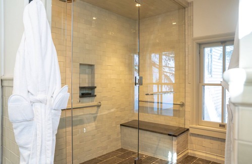 Crested Butte Hotel | Public House Lofts