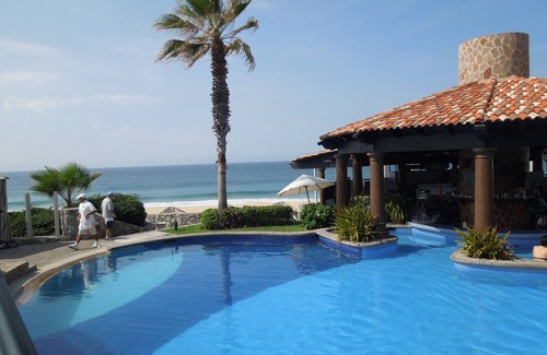 Paraiso Escondido Hotel | Pueblo Bonito Properties - Ocean View 1 floating week available sleeps up to 4