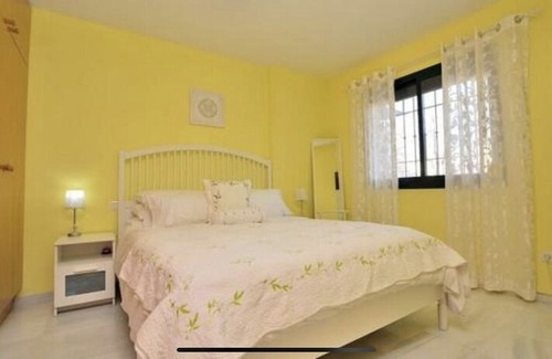 Benalmadena Costa Apartment | Pueblo del Parque - Charming 1 bedroom apartment with garden and mountain views