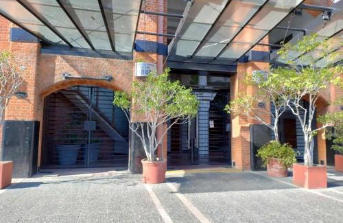 Buenos Aires Central Business District Apartment | Puente de la Mujer