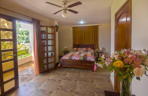 Manglaralto Hotel | Puerta Sol Inn