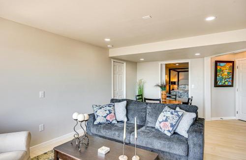 Des Moines Apartment | Puget Sound Views Des Moines Apt with Patio