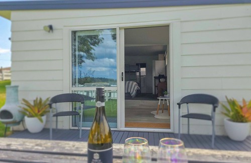 Pukehina Apartment | Pukehina Estuary Essence Studio