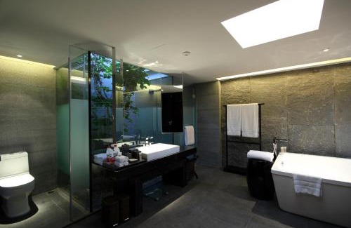 Shuhe Old Town Hotel | Pullman Lijiang Resort & Spa