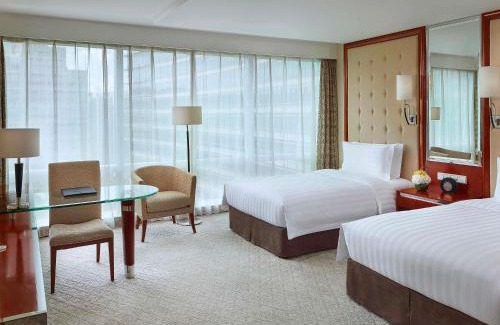 Dapuqiao Hotel | Pullman Shanghai Central - In XinTianDi & Yu Garden Area