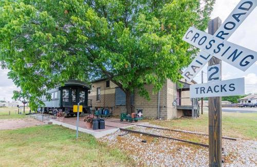 Fredericksburg House | Pullman Train Car