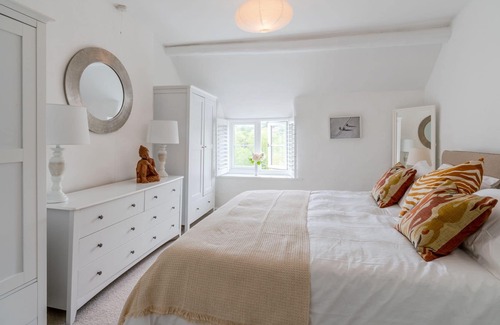 Nailsworth Cottage | Pump Cottage - Romantic Retreat near Nailsworth