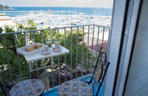 Procida Bed & Breakfast | Punta Lingua Relais - Room 3 Port View