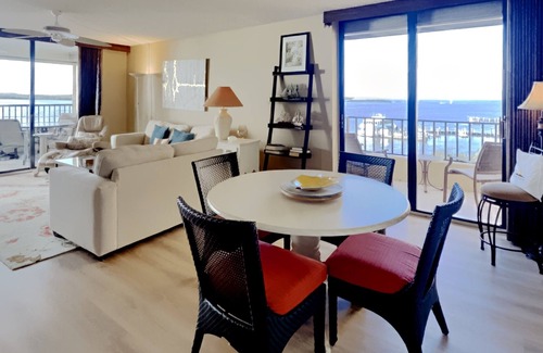 Punta Rassa Condo | Punta Rassa #404 TRANQUIL SPACIOUS 2 BED CONDO WITH GORGEOUS SUNSET WATER VIEWS