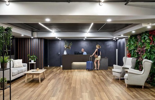 Spring Hill Apartment | Punthill Spring Hill