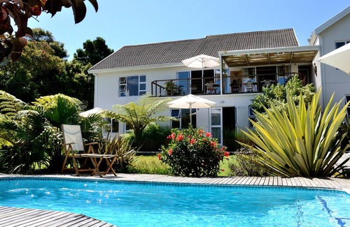Hunter's Home House | Pure relaxation @Armadillo holiday house with pool and large garden