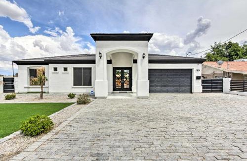 Peoria House | Putting Green and Gazebo Upscale Peoria Home