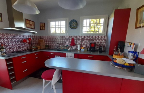 Pyla-sur-Mer House | Pyla-sur-mer Villa en Front de Mer, Avec Accès Direct et Privatif à la Plage