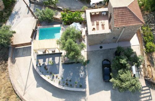 Gythio House | Pyrgos 1869 with Private Pool