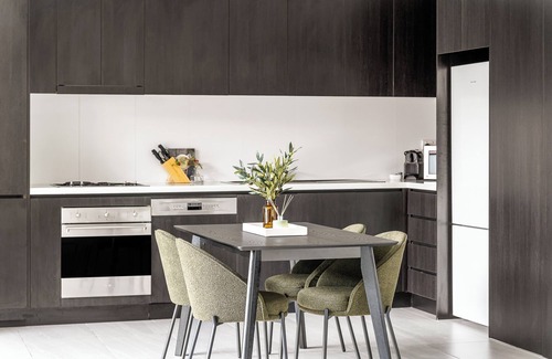 Darling Harbour Apartment | Pyrmont Apartments by Urban Rest