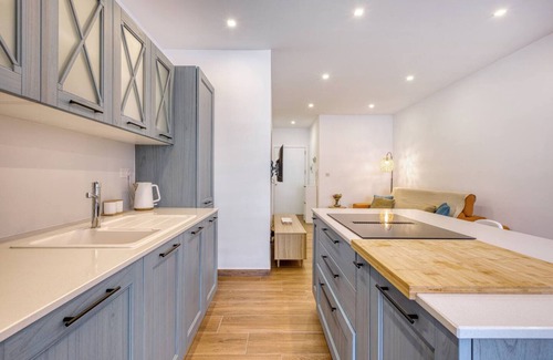 Qala Apartment | Qala Tranquil Escape - Stylish With Terrace AC