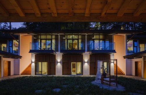 Dujiangyan Hotel | Qingcheng Mountain Jiuxipo · Mountain Stream Bamboo Forest Private Hot Spring Homestay