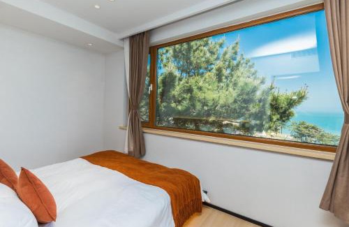 Laoshan Resort | Qingdao Momer Cliff Ocean View Villas