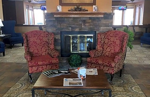 Broadbent Business Park Hotel | Quality Inn & Suites Albuquerque Downtown - University