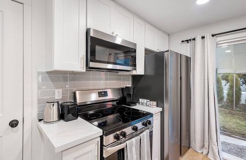 Everett House | Quad Vista Unit A