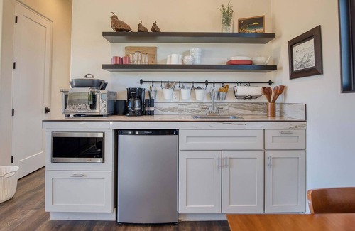 Joshua Tree House | Quails Nest Hot Tub Retreat by Homestead Modern