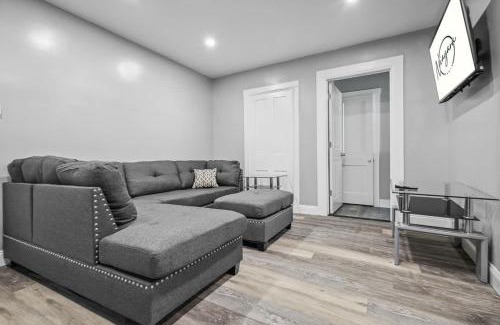 Downtown Niagara Falls Apartment | Quaint 1BR 1BA near the falls