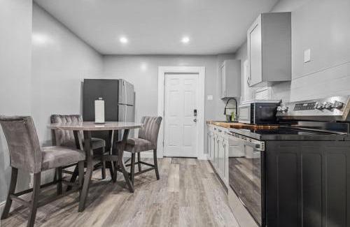 Downtown Niagara Falls Apartment | Quaint 1BR 1BA near the falls