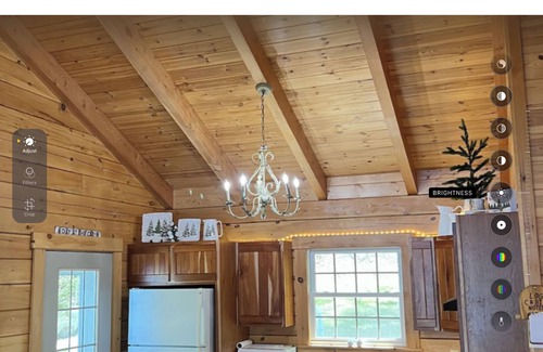 Weeks Mills Cabin | Quaint 2-bedroom cabin in Augusta