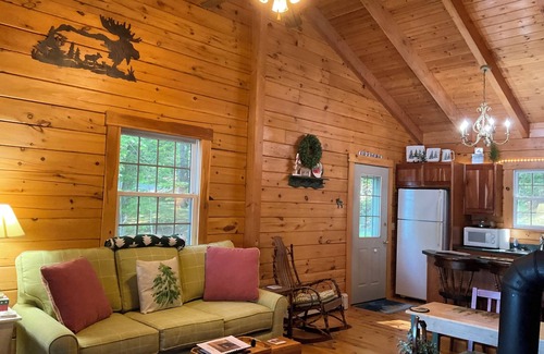 Weeks Mills Cabin | Quaint 2-bedroom cabin in Augusta