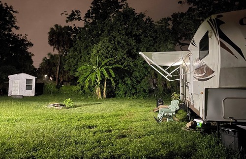 New Port Richey House | Quaint and Quiet Tiny Home Steps From Downtown New Port Richey