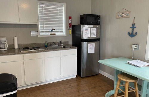 Pottsboro Cabin | Quaint cabin at Little Mineral Marina: Cabin 4