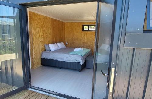 Fish Hoek Apartment | Quaint Cottage With Harbour Views