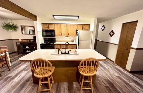 Oscoda House | Quaint & Historic Downtown Oscoda Home