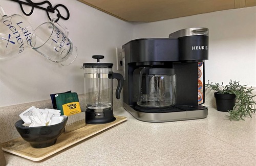 Lake Geneva Condo | Quaint Lake Geneva Condo | Fireplace | WiFi