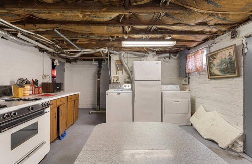 Danville Bed & Breakfast | Quaint Mansion - Downtown Danville Centrally locatedn