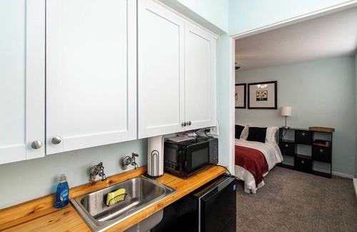 Roosevelt Apartment | Quaint, Pet-friendly Studio Close to NDSU, Fargodome and Downtown Restaurants