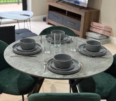 Sheldon Apartment | Quality City Green Luxury Apts Close to NEC & Airport