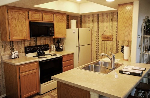 Pinetop Villa | Quality Hill Resort Villa, luxury town home nestled among the tall pines
