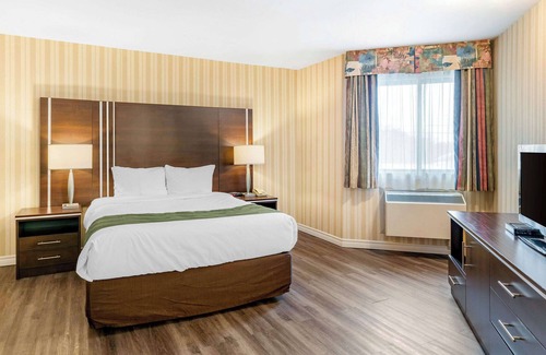 Sherbrooke Hotel | Quality Hotel & Suites